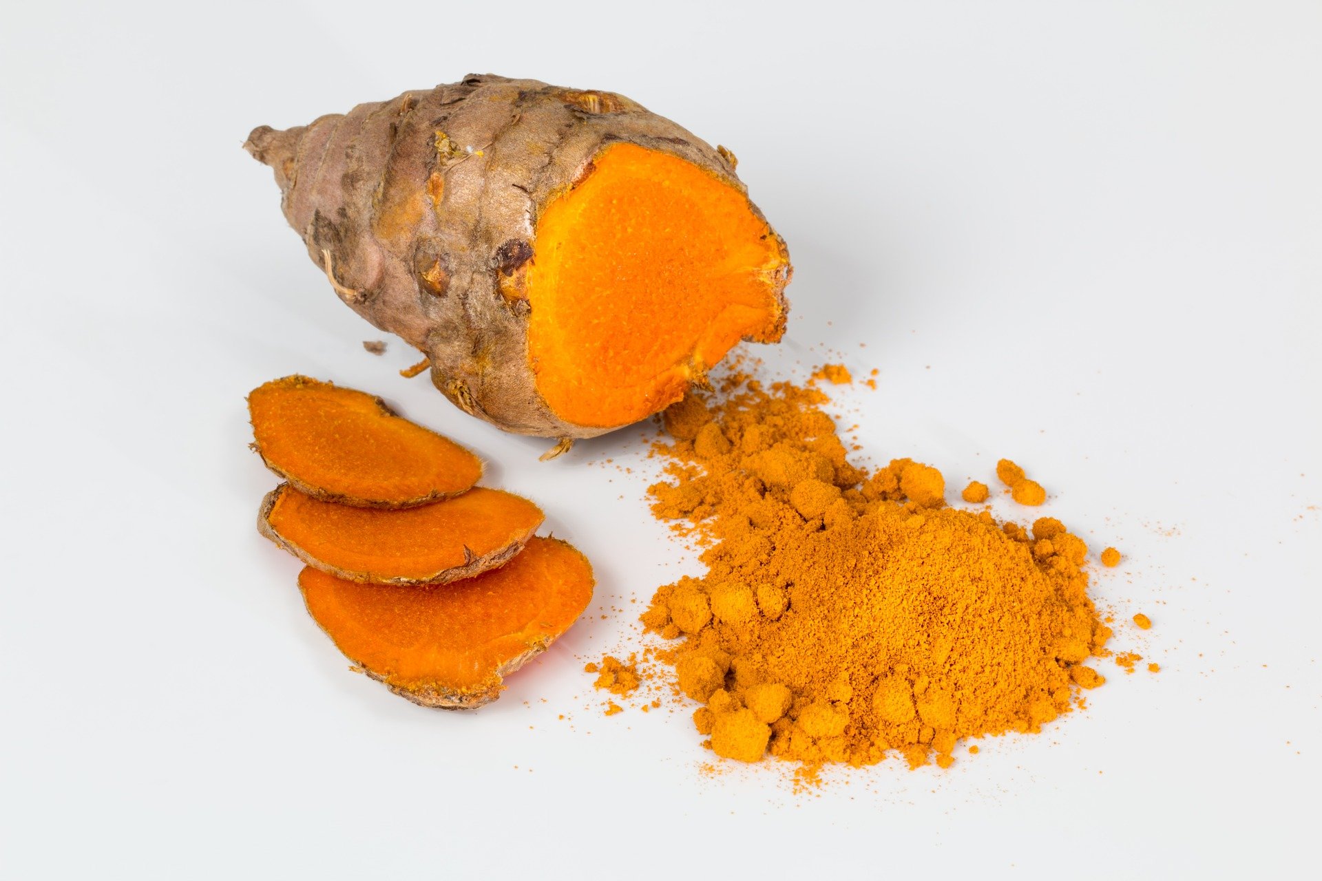 La curcumine et le curcuma modifient le microbiome de l'intestin, selon la première étude clinique humaine étudiant ces effets.